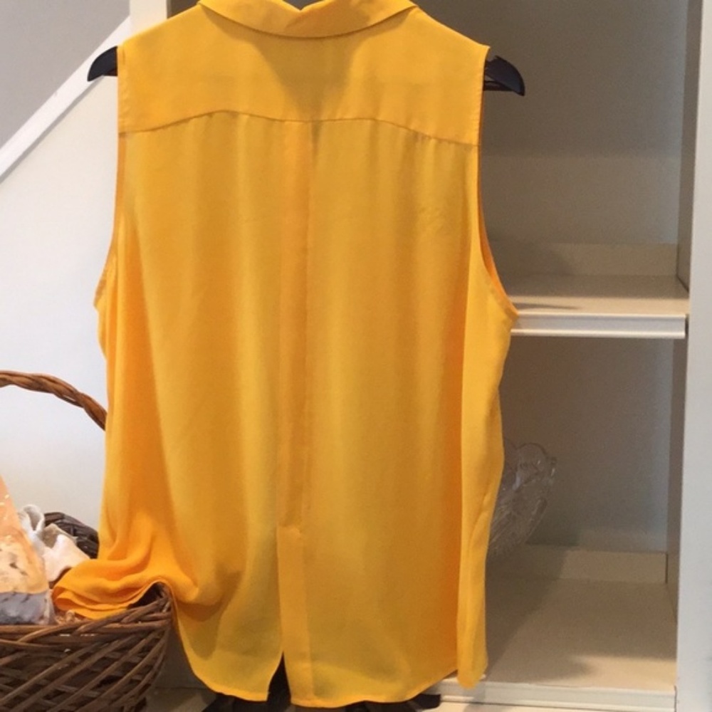Button down blouse - Picture 6 of 8